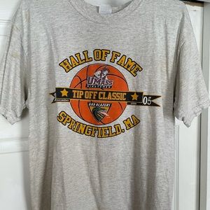 Vintage 2005 UMASS basketball